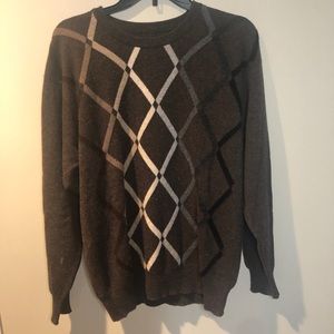 brown 100% cashmere sweater made in scotland